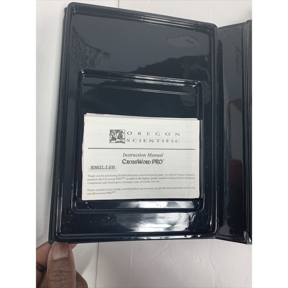 Oregon Scientific Crossword Pro Handheld Game Electronic Puzzle LB-1000B A9 - Picture 12 of 13